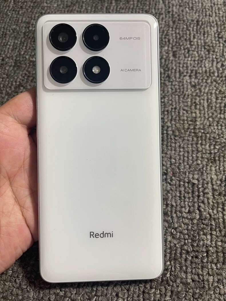 Redmi スマートフォン ホワイト 3カメラ Xiaomi Redmi K70E 5G 6.67