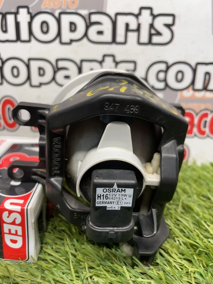 ✅ Toyota Corolla 2016 luz antiniebla LH OEM Foto 2 de 4