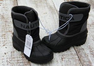boys snow boots size 8