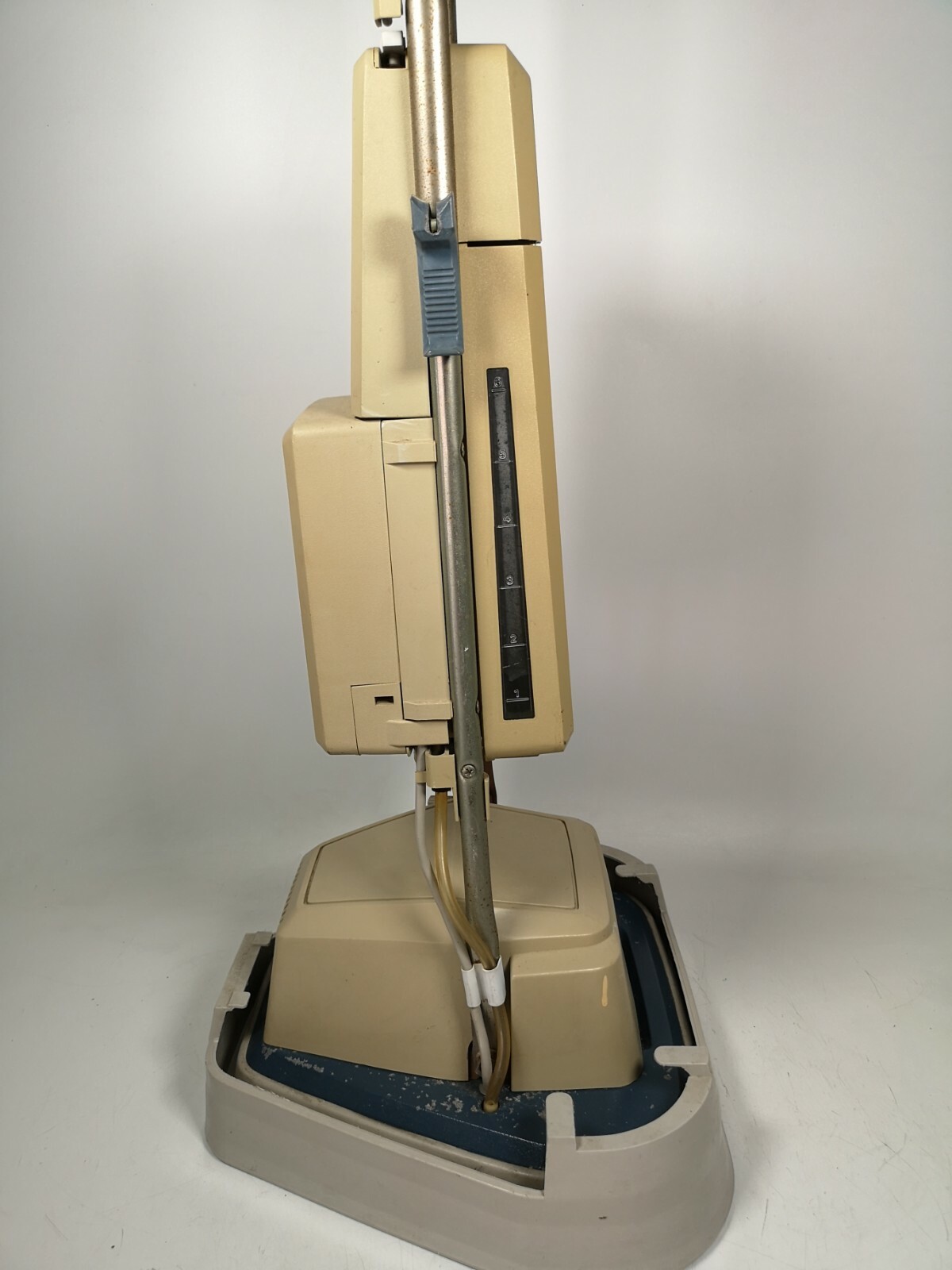 Electrolux Epic Floor Pro Heavy Duty Shampooer Scrubber Model 1522 NO