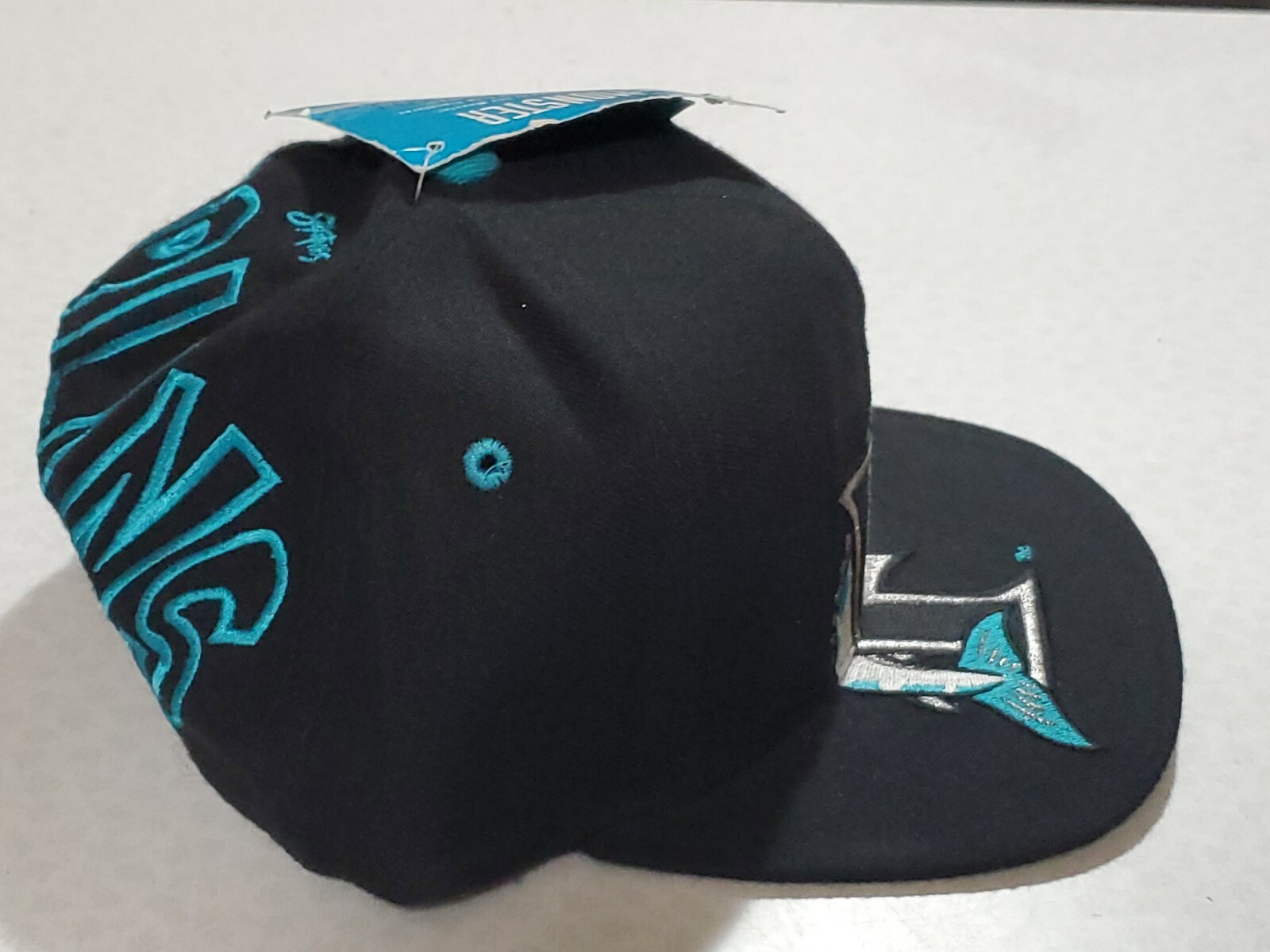 Picture 4 of 5