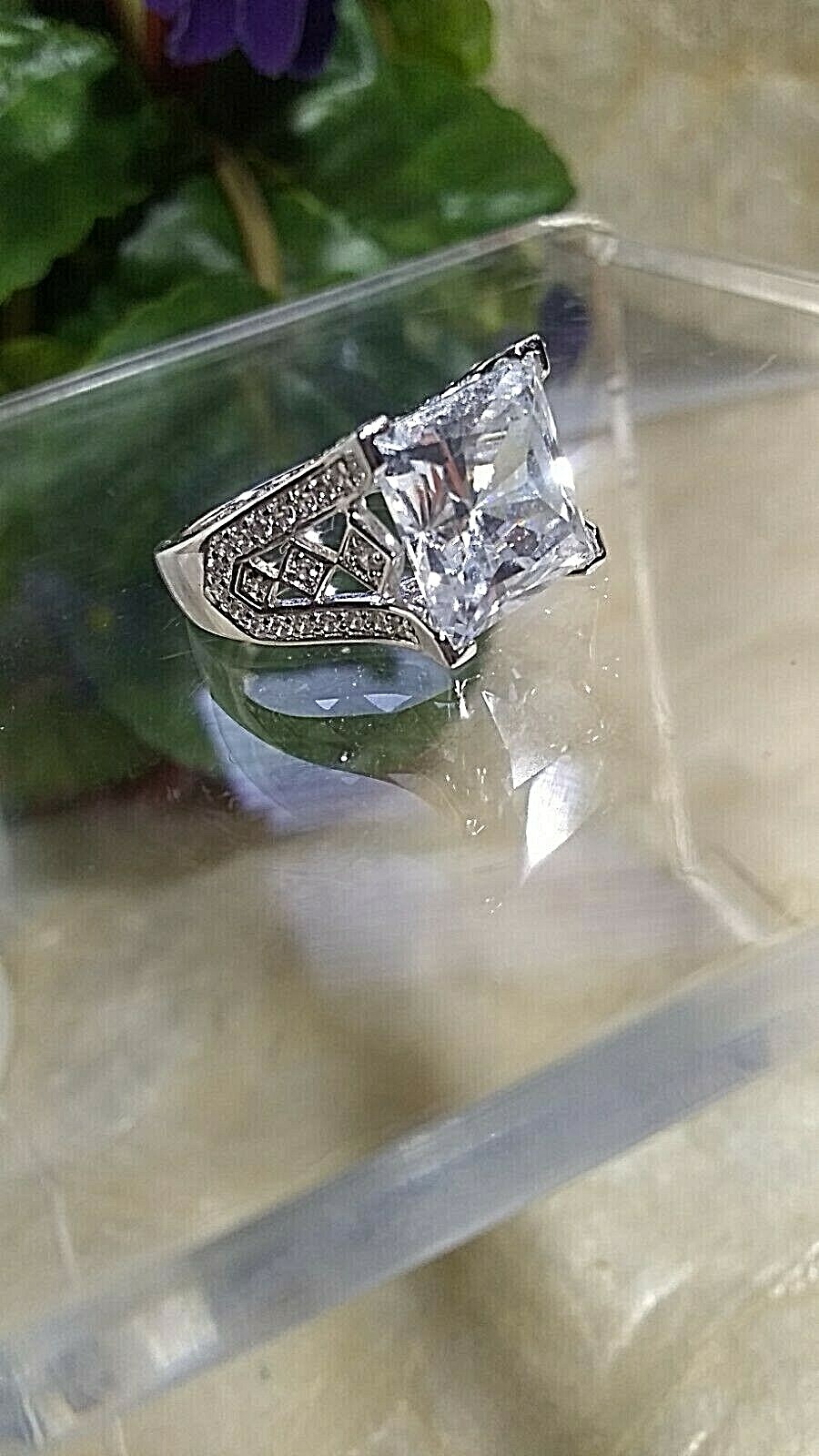 STERLING SILVER SQUARE CRYSTAL RING - image 4