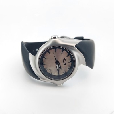 Oakley Crush 2.0 Uhr Silver Black Sunburst Silver Y2K funktioniert neue Batterie