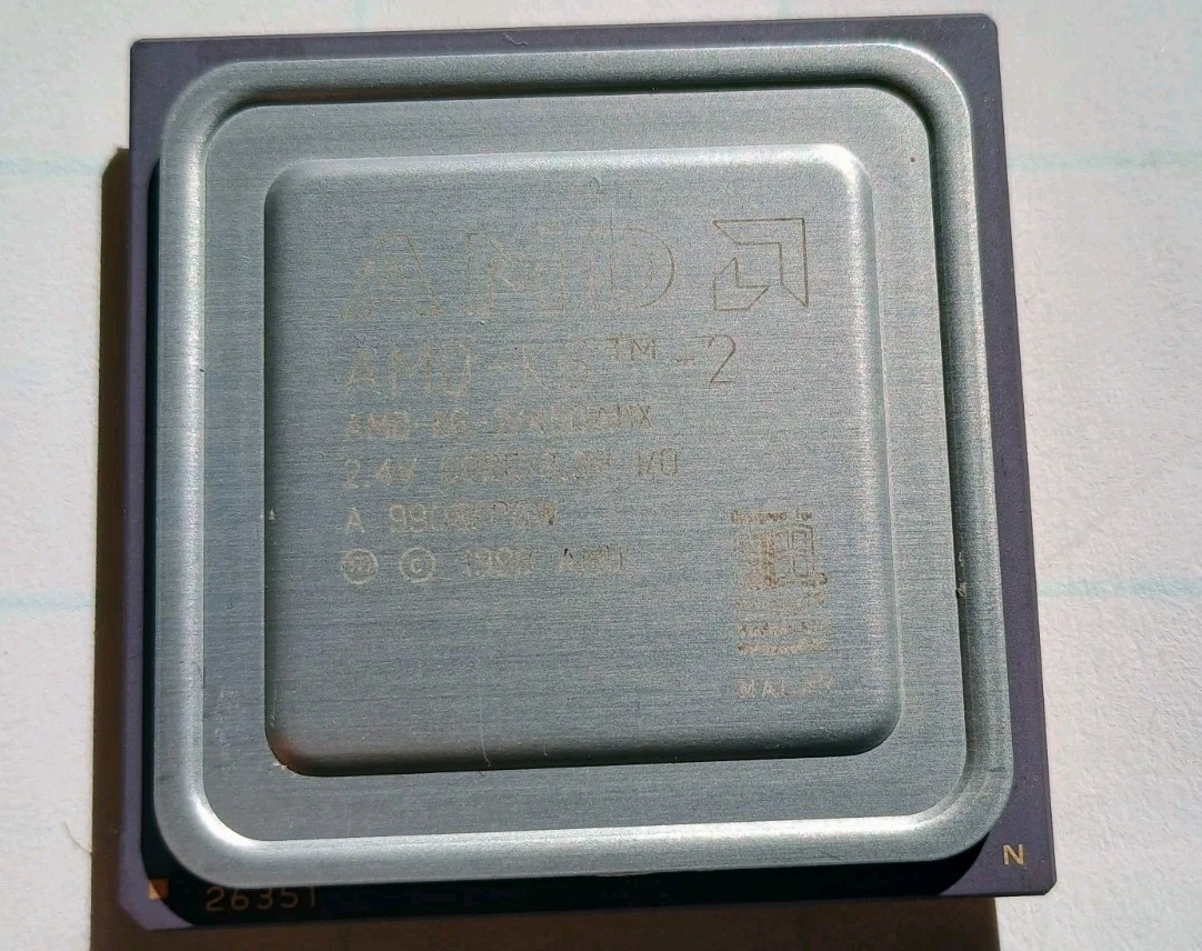 CPU AMD K6-III+ 450MHz CPU TRAY 450AHX AMD K6-iii 450mhz 256kb L2 Cache Socket 7 Desktop Processor
