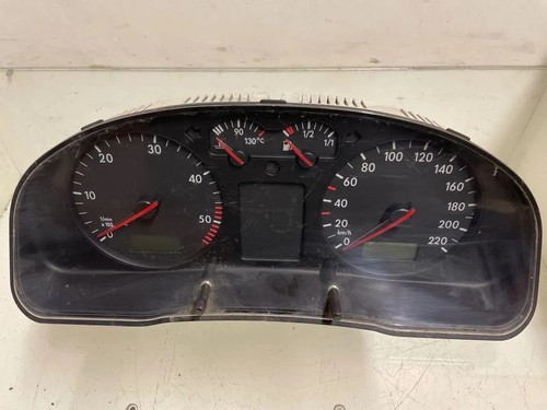 VW PASSAT B7 ALLTRACK 365 Kombiinstrument 3B0919861J 1.90 Diesel 1999 33212218