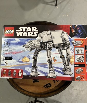 LEGO Star Wars 10178 Motorized Walking AT-AT Walker w/ All Figures and Manuals