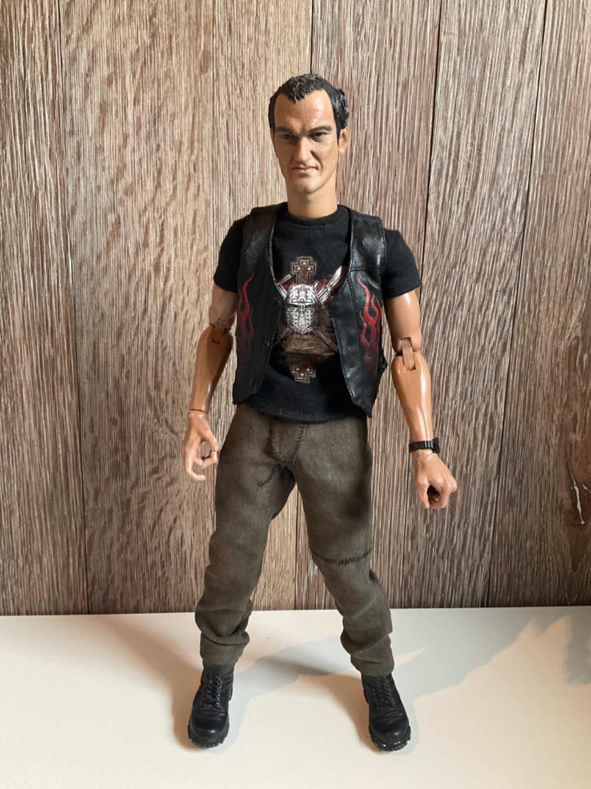 1/6 scale Custom Quentin Tarantino no Hot Toys no Sideshow