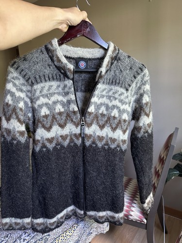 Women's 100% Wool Cardigan X-Small - Made In Iceland