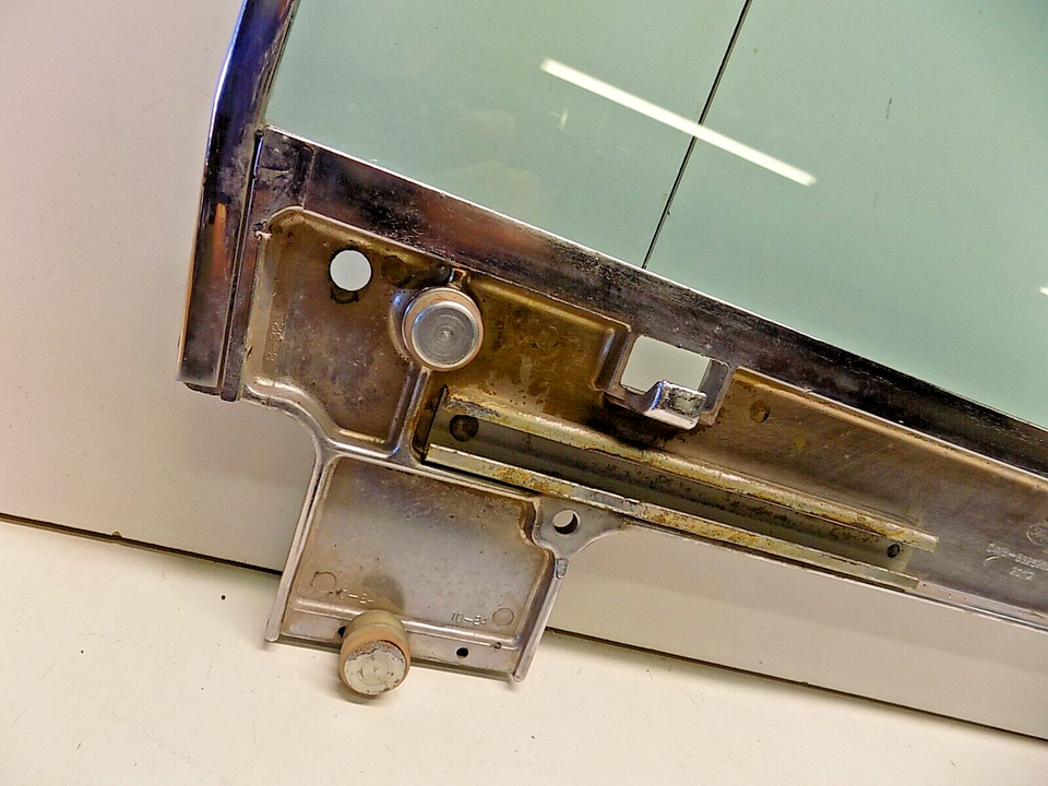 19641965 Lincoln Continental Rear Door Window Glass Frame eBay