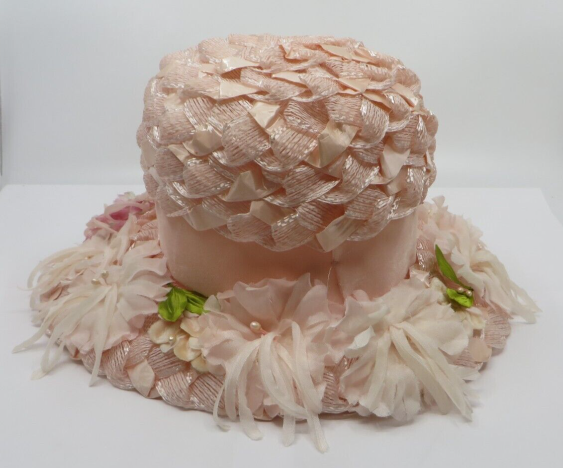 Hot pink woven paper straw cloche hat Jule Hemp Cloche Hat main image 4