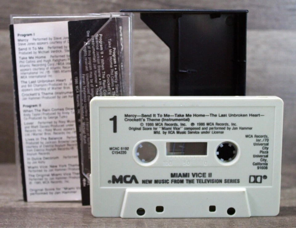 VTG 1986-Miami Vice II 2 Soundtrack Cassette Tape- Various Artists- MCA Records Foto 3 de 4