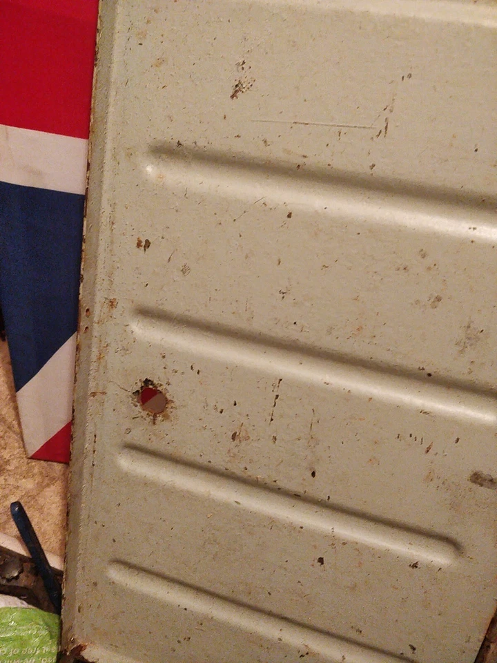 VINTAGE STRONGBOX H dever dinheiro militar, etc placa de armadura?/SEM CHUB trava RESTAURÁVEL - Imagem 3 de 4