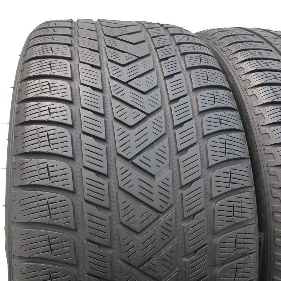 2 x PIRELLI 295/40 R20 106V Scorpion Winter N0 Winterreifen 2016 4.5-5mm - Bild 2 von 4