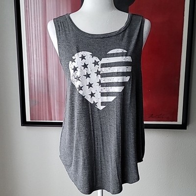 Grayson Threads Tank with Stars & Stripes Heart Graphic Size Large Color Grey