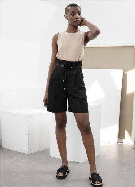 Women & Other Stories Shorts Black Cotton 36