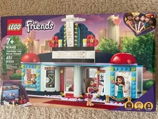 LEGO Friends Set Heartlake City Movie Theater (41448) * Damaged Box* See Pics