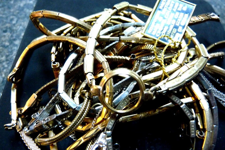 Lote de 153 gramos de correa de reloj para damas llena de oro chatarra - ¡TODAS MARCADAS! Foto 4 de 4