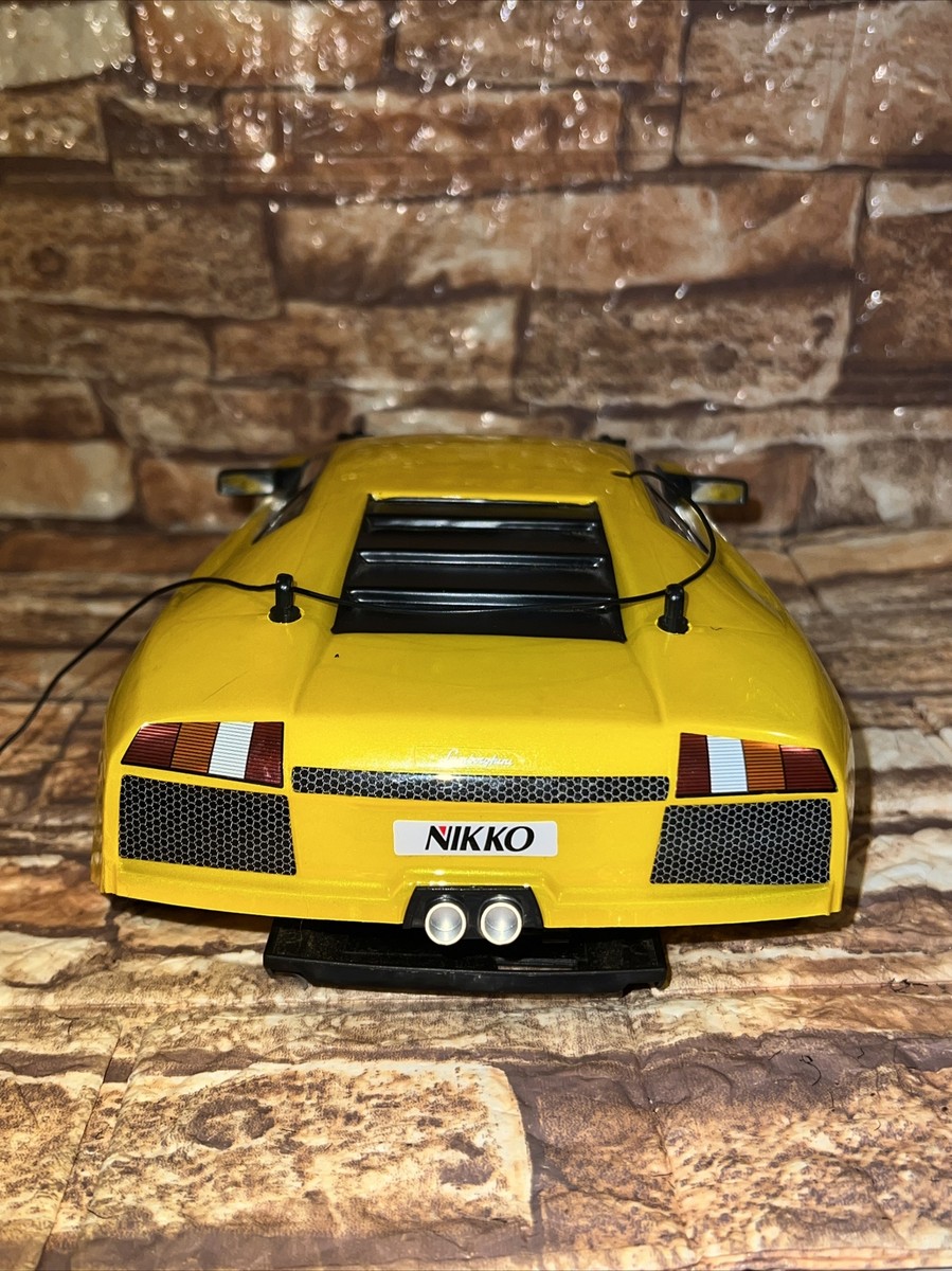 Nikko Pro Class (Evolution) Yellow Lamborghini Murcielago RC 1:14