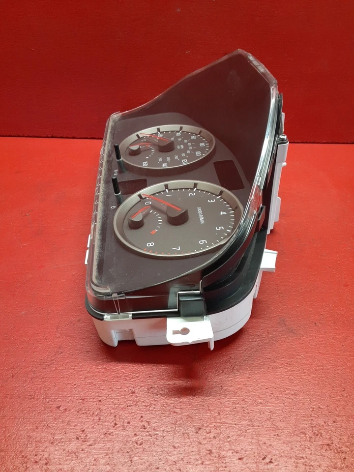 Conjunto de cuadro de instrumentos velocímetro Volvo V50 S40 2004 2005 2006 2007 MPH Foto 4 de 4