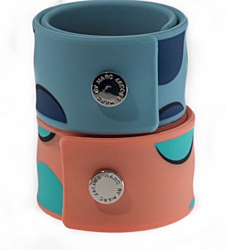 Marc Jacobs Silicone Slap Bracelet Rouge Aqua Dots New $28 - Picture 11 of 11