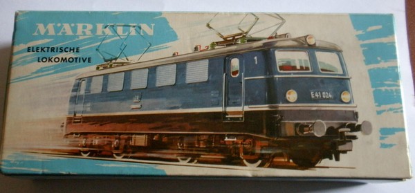 MÄRKLIN 3034 locomotora eléctrica ANALOGICA . EN MUY BUEN ESTADO.