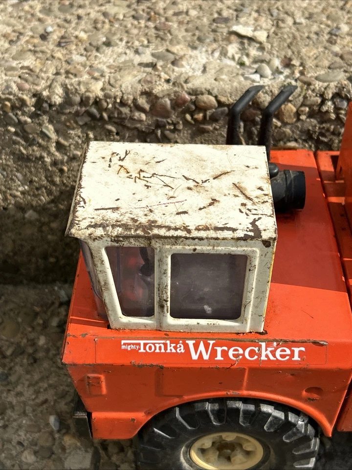 Vintage Orange Mighty Tonka Tow Truck Double Boom Wrecker 18.5” - Image 2 of 4