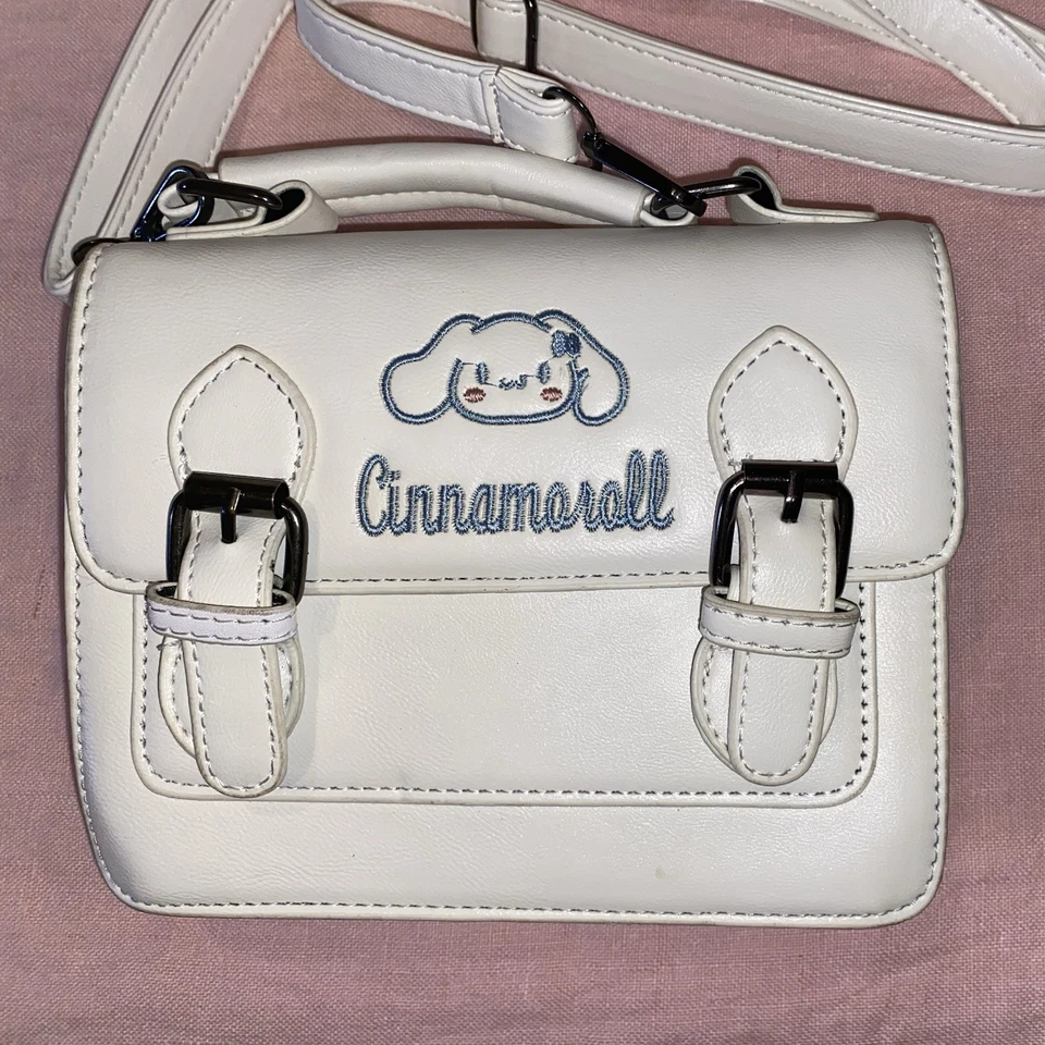 Сумка через плечо Kawaii Sanrio для девочек Cinnamaroll белая искусственная кожа 8 дюймов x 6 дюймов - Изображение 2 из 4