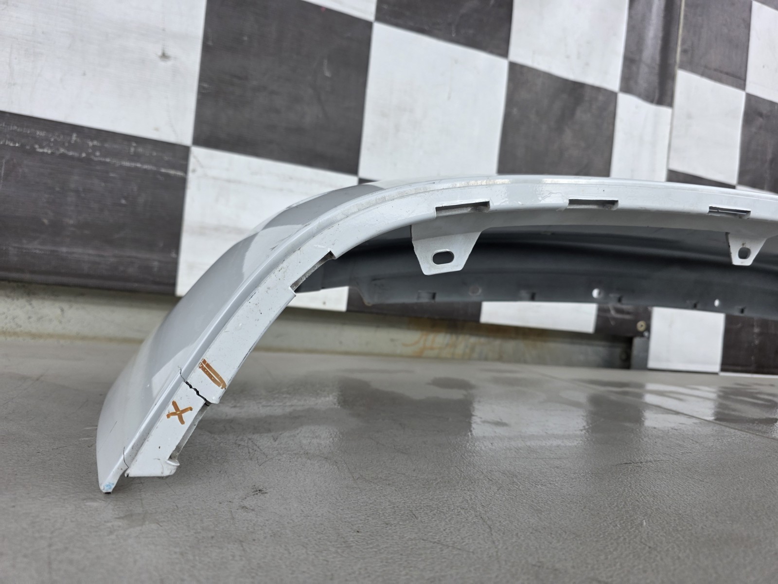2003 - 2017 Rolls Royce Phantom VII Rear Bumper Used Oem 51127040021