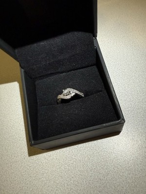 Kay Jewelers Women s Size 7 Diamond Promise Ring White