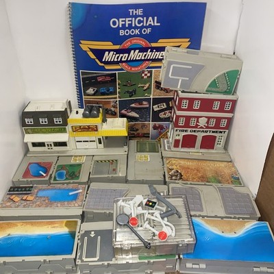 Official Book & Micro Machines Mini Playsets Lot  Not Sure If Complete  