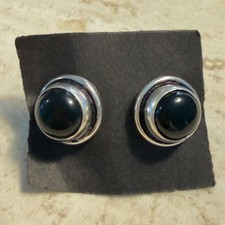 Onyx Silver Stud Earrings - Vintage Classic Design - Round Black Onyx Cabochon