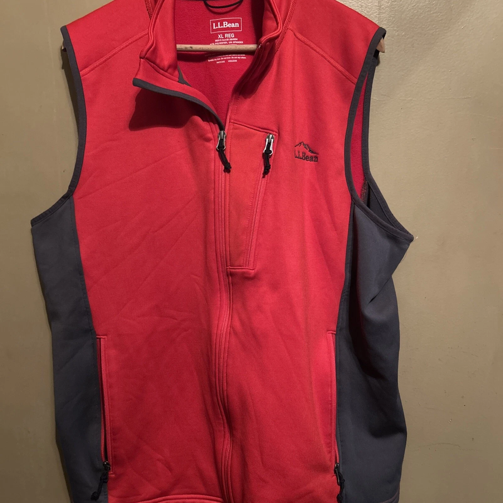 L L Bean Size XLarge Reg Vest Winter Fall full Zip Red 3 Pockets