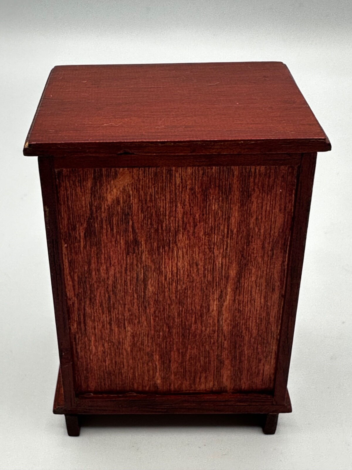 Dolls house miniature 1:12 ARTISAN chest of drawers by ROY SHERWOOD 1990