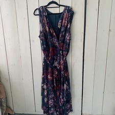 Lane Bryant Floral NWT Long Dress Sleeve V-Neck Size 28 Mesh Fabric Tiered