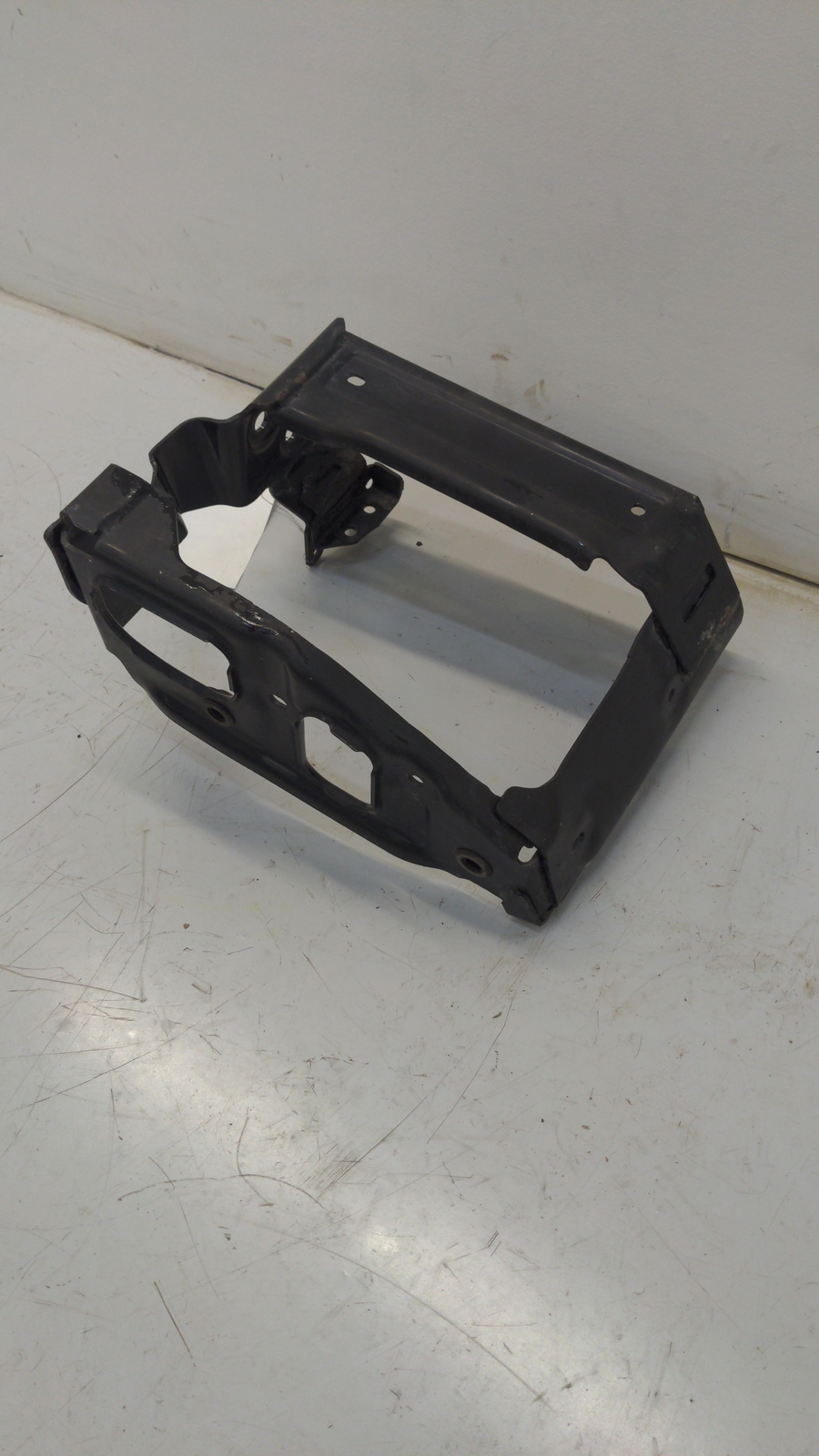 16 BMW 750 Lh Left Front Frame Support 7357183 91KM
