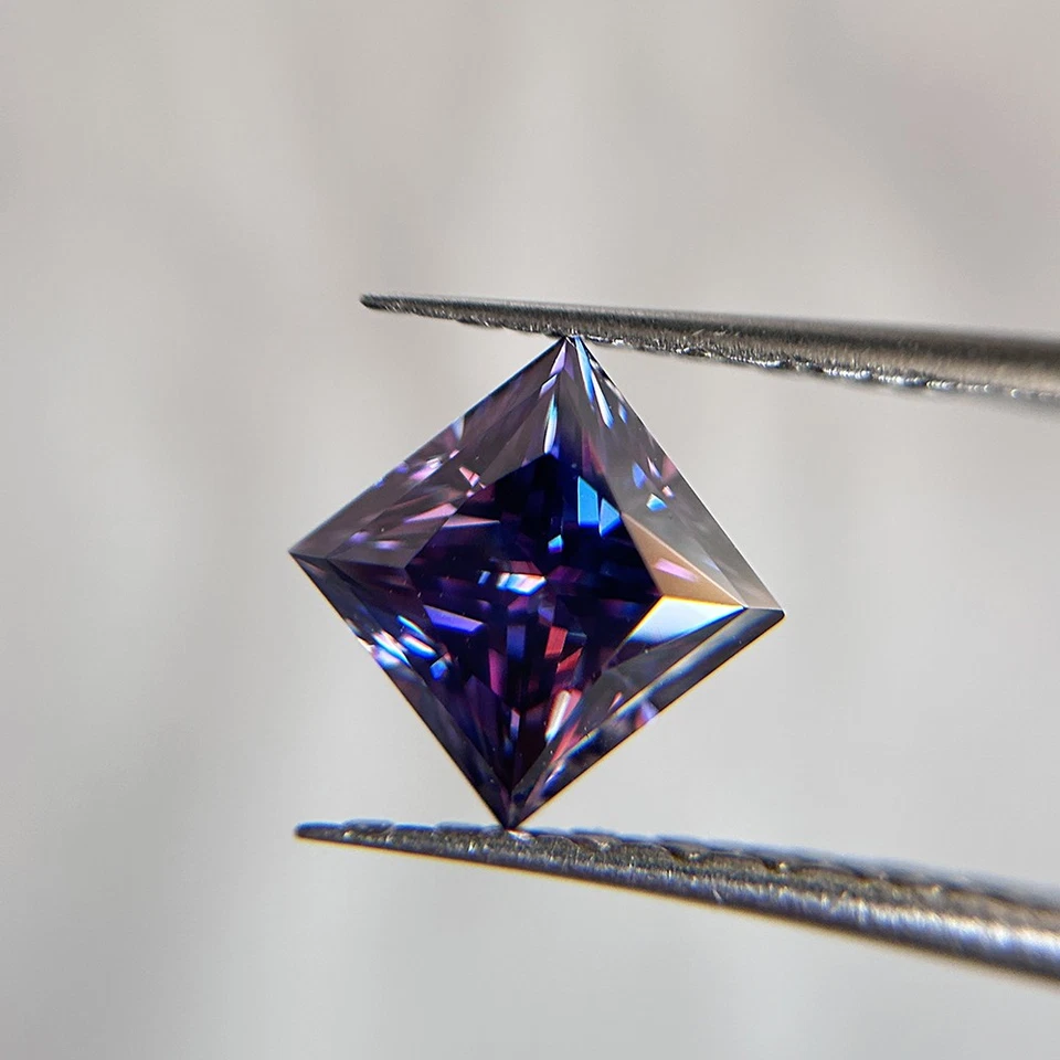 1PCS 5x5-12x12mm Princess Cut Imperial Purple Fancy Color Loose Moissanite Stone - Image 3 of 4
