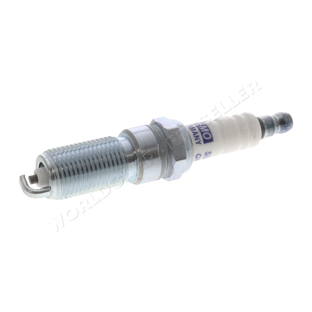 VEMO Spark Plug Fits FORD AUSTRALIA MAZDA 2 6 MITSUBISHI MORGAN VOLVO 1077002