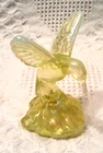 Fenton Topaz Vaseline Opalescent/Iridescent Uranium Glass Hummingbird Figurine