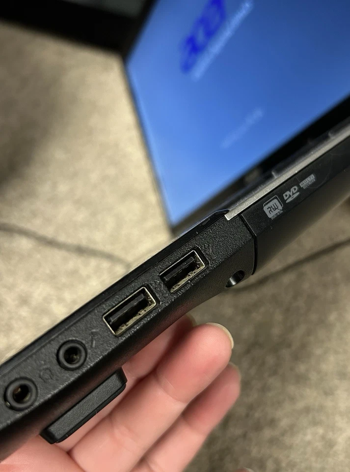 Computadora portátil Acer Aspire VA70 V3-731-4477 ¡Buen estado de funcionamiento! Foto 4 de 4