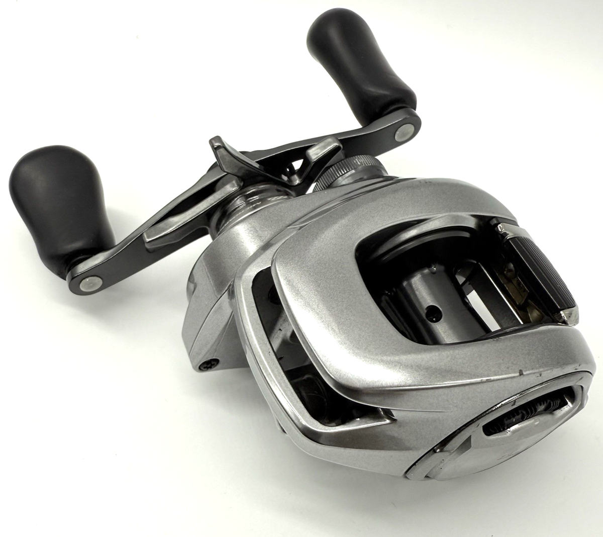 リール SHIMANO/18Bantam/MGL/RIGHT/6.2 Shimano 18 Bantam MGL PG Right Bait Casting Reel From JAPAN w/Box