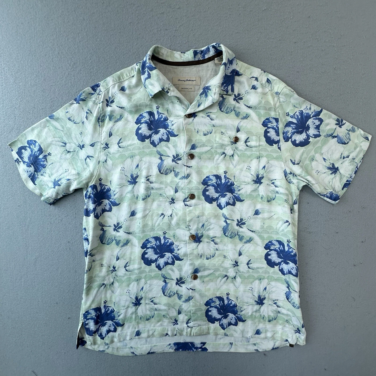 Tommy Bahama Shirt Mens Large Green Blue Silk Hawaiian Floral Tropical Beachwear