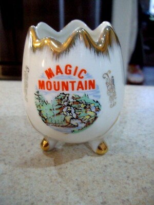 Vintage Decor Magic Mountain Souvenir Amusement park Log ride Ceramic 3 foot egg