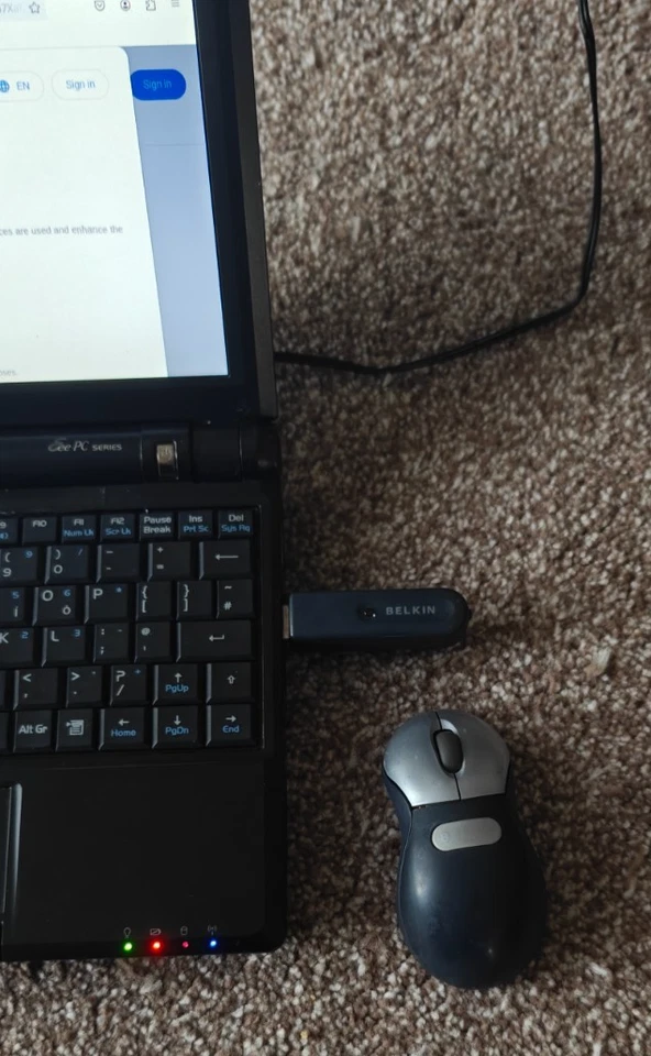 Asus eeePC 900 10.1'' Laptop Netbook Webcam Office SSD Working Cheap - Image 3 of 4