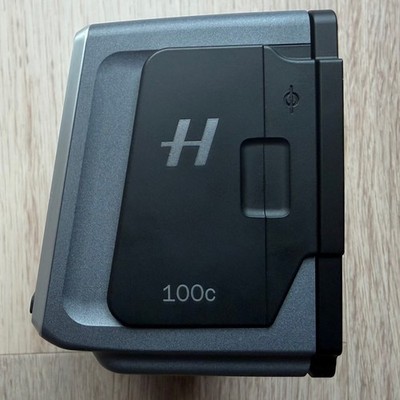 Hasselblad H6D-100c Digital Back - Less than 16.000 clicks