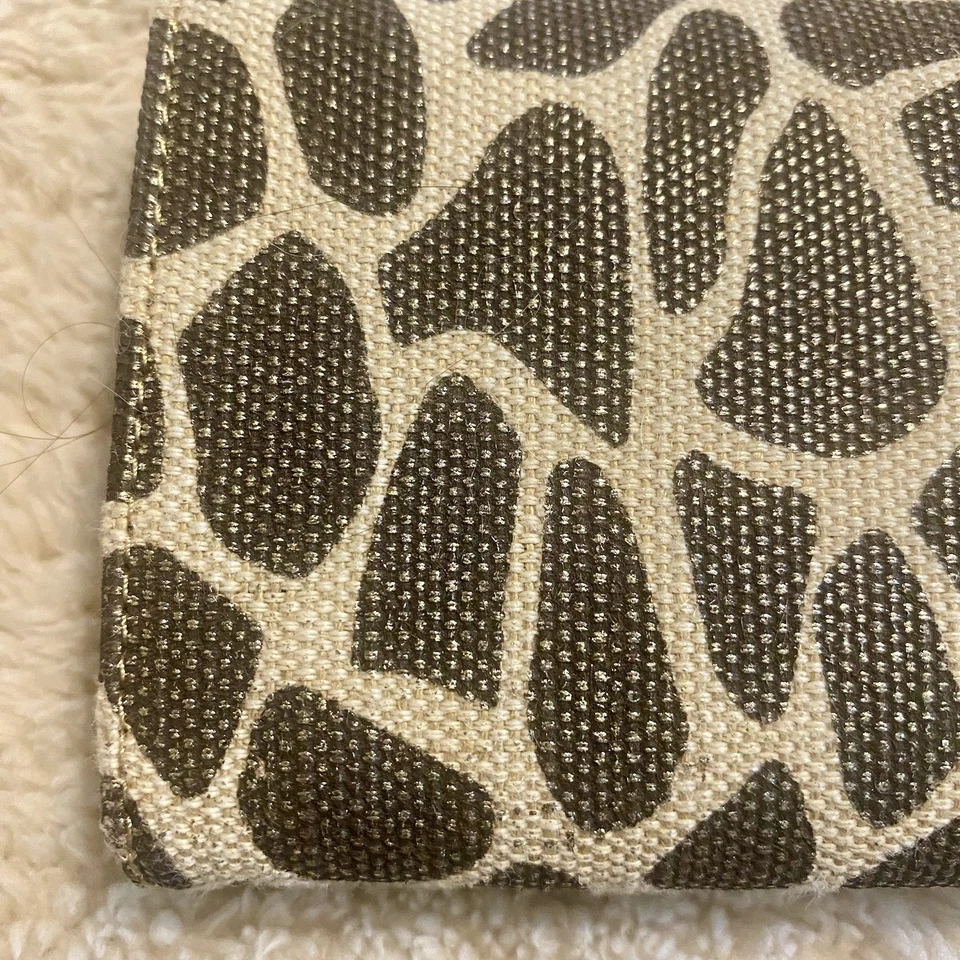 Kate Landry Linen Leather Clutch Organizer Bag Giraffe Animal Print Wallet - Image 3 of 4