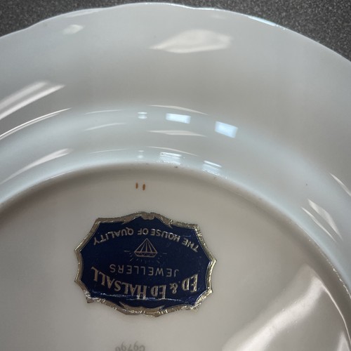 Tuscan Bone China 8 1/4” Plate Dogwood - Picture 15 of 18