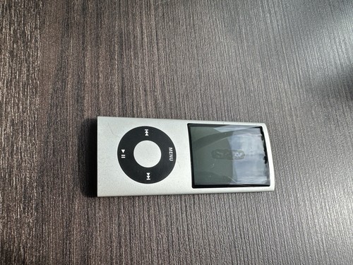 Apple iPod Nano 4th Generation Silver 8GB A1285 FREE SHIPPING - Picture 9 of 11