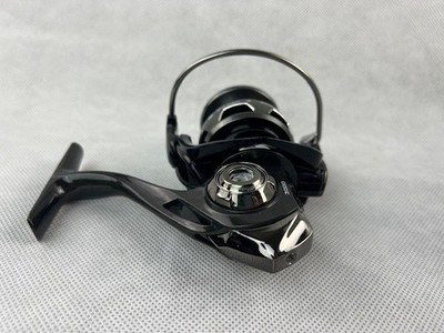 13 Fishing Creed X Spinning Reel