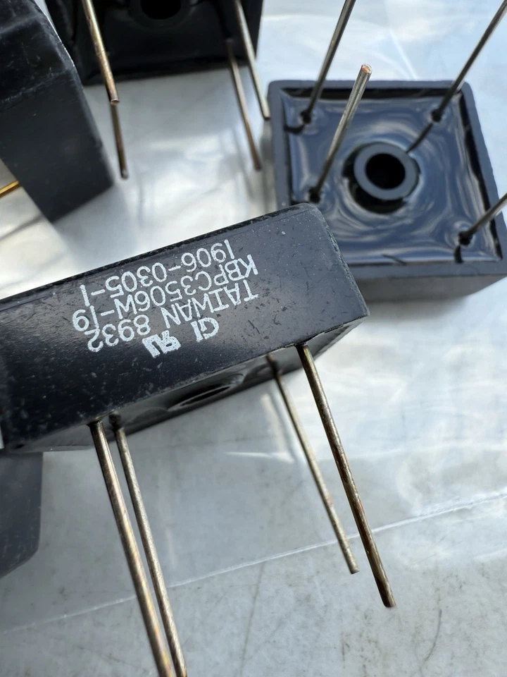 KBPC3506W Bridge Rectifier 35A 600V(5pcs)GENERAL INSTRUMENT  - Image 2 of 2