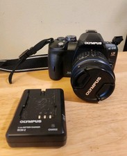 Olympus EVOLT E-510 Excellent Condition. Charger And Case Included.